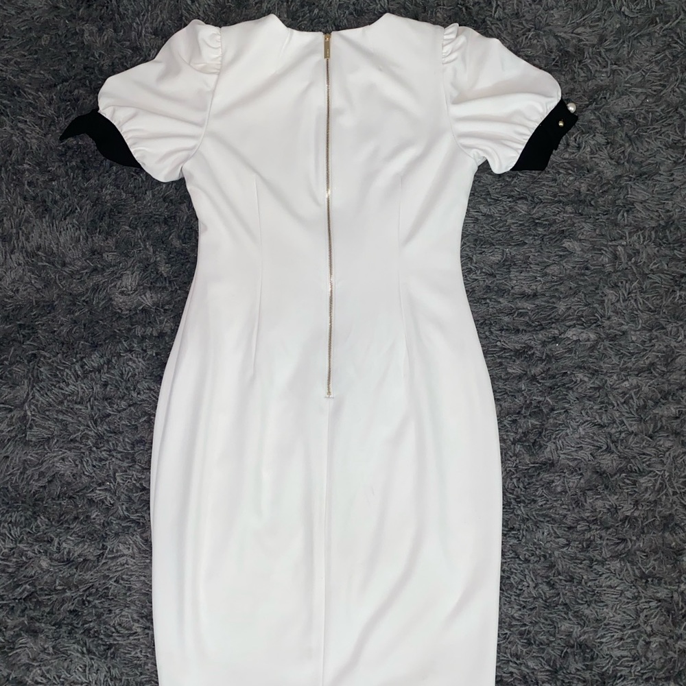 Dress - Picture 4 of 4